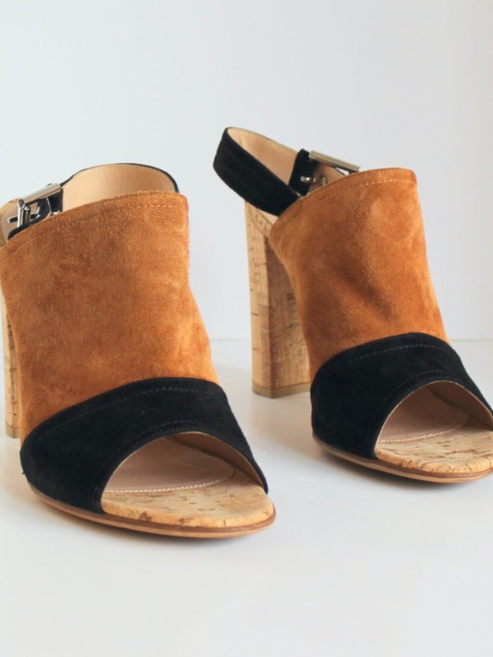 Gianvito Rossi Colorblock Suede Cork Heel Mule Sandals. Black/Camel. IT 40.5.
